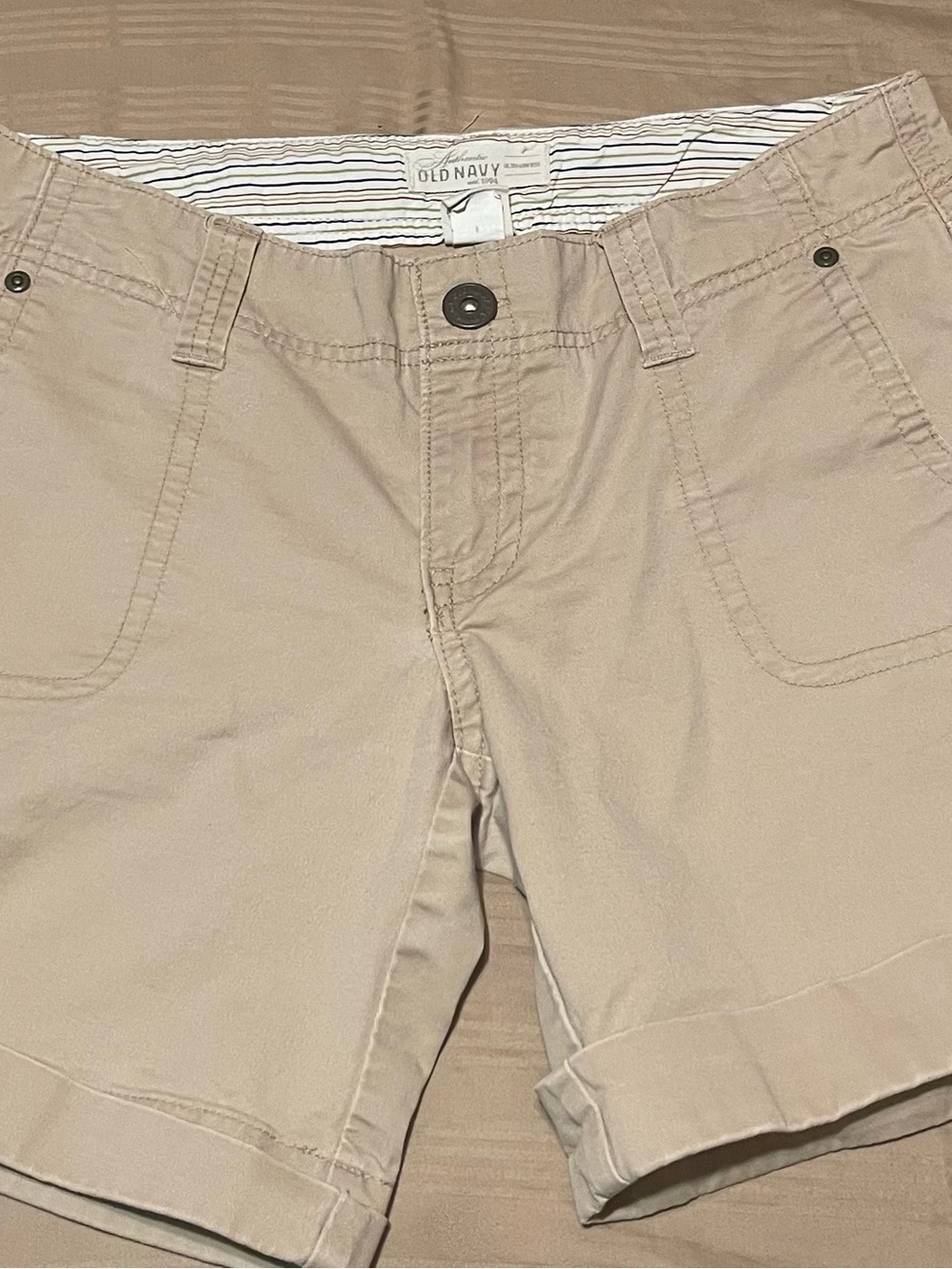 Old Navy Ladies Tan Flat-Front Cotton Shorts